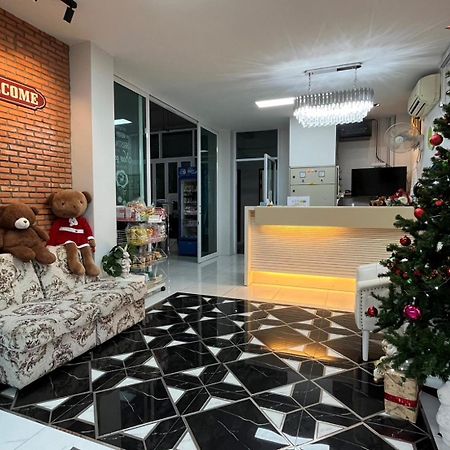 Papangkorn House Hotell Surat Thani Eksteriør bilde