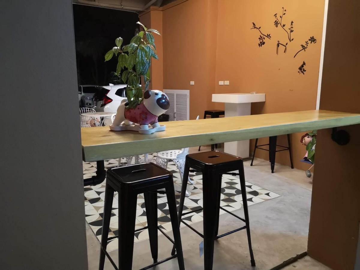 Papangkorn House Hotell Surat Thani Eksteriør bilde