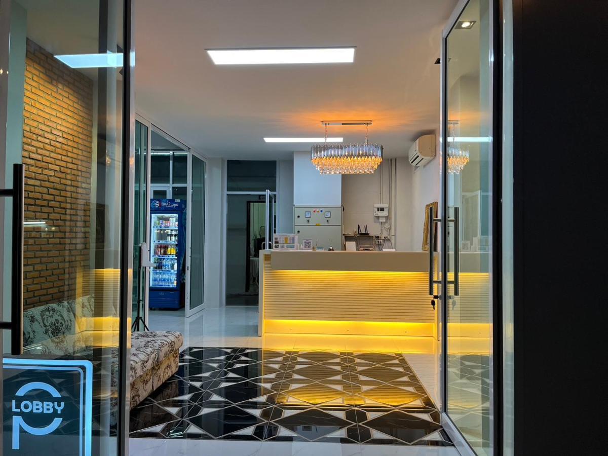Papangkorn House Hotell Surat Thani Eksteriør bilde