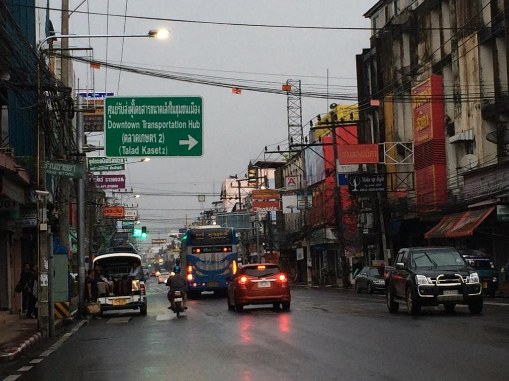 Papangkorn House Hotell Surat Thani Eksteriør bilde