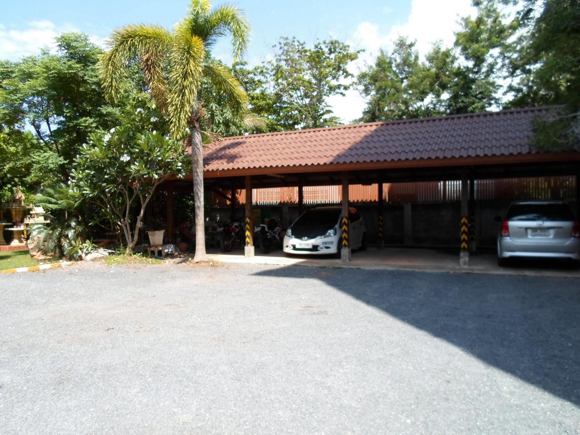 Papangkorn House Hotell Surat Thani Eksteriør bilde